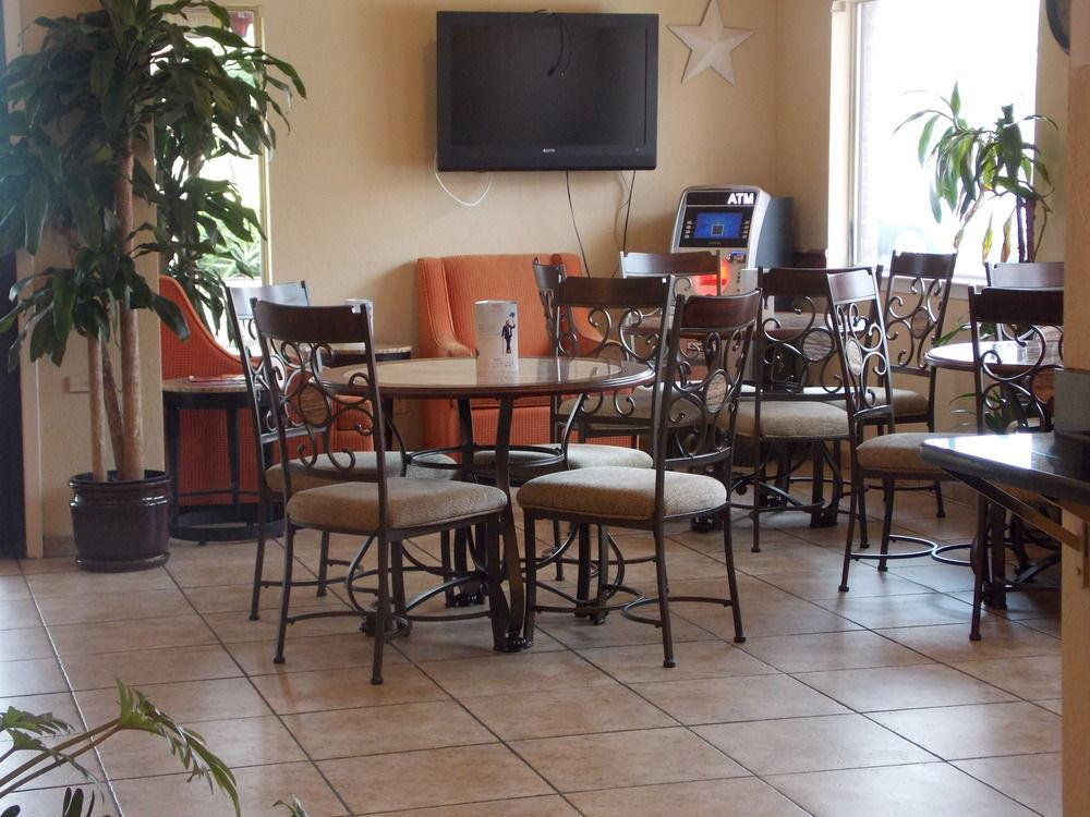Econo Lodge Inn & Suites Downtown San Antonio Exterior photo