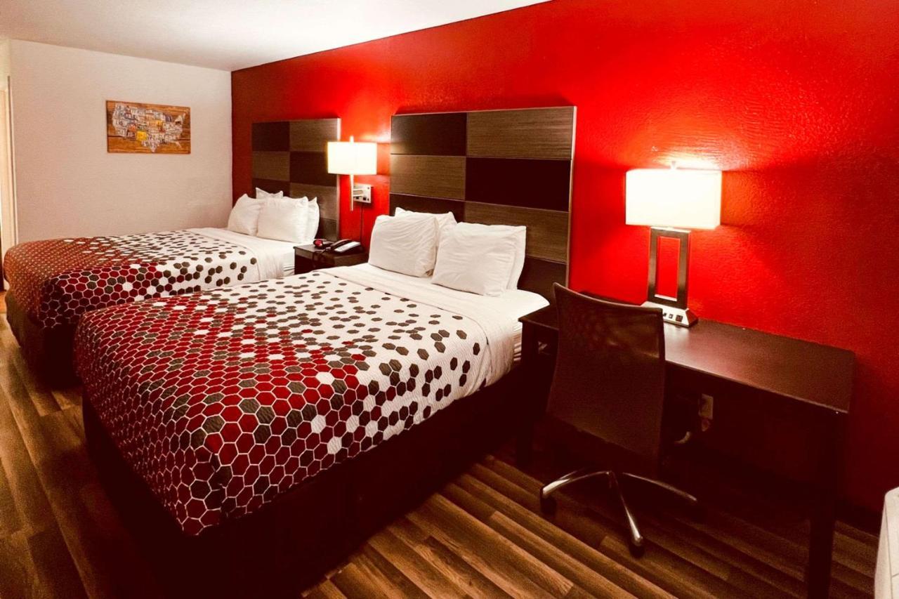 Econo Lodge Inn & Suites Downtown San Antonio Exterior photo