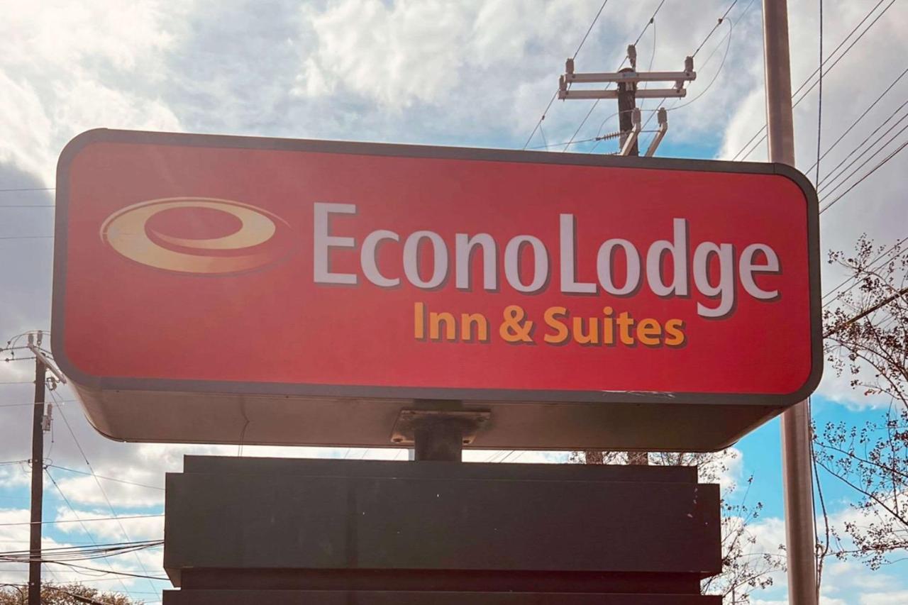 Econo Lodge Inn & Suites Downtown San Antonio Exterior photo